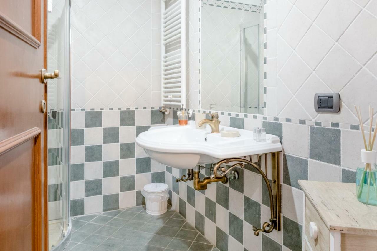 Rizzo's Estate Tito 92 Apartment Рим Екстериор снимка